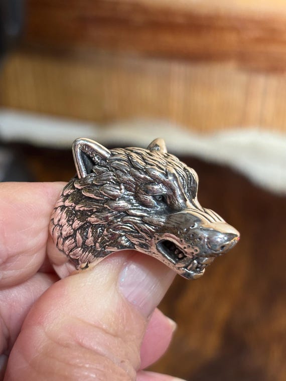 Sterling Silver Wolf Ring SIZE 9:  Unique Stunnin… - image 1