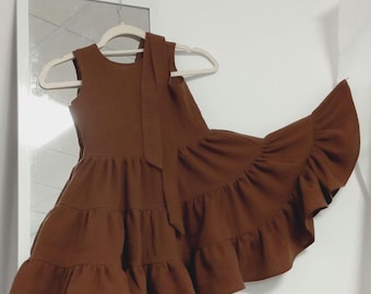 Jurk van chocolademousseline voor meisjes