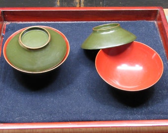 ANTiQUE LACQUERWaRE BoWLS with LiDS - Set of 2 - oLD JaPaNeSe MiNGEI LaCQUeR and WooD BoWLs for SouP - FREE SHiPPING