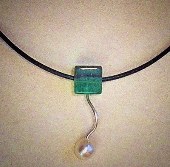 Fluorite & Pearl Pendant