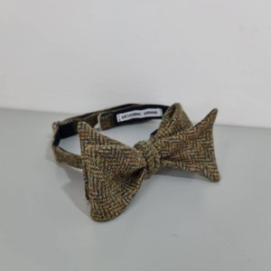 Tweed Self tie bow tie Green Herringbone Yorkshire Wool Tweed, tweed bow tie, tweed self tie bow tie image 6