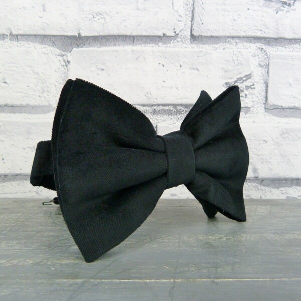 oversized bow tie pattern