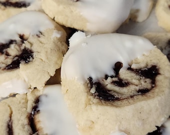 NEW - VEGAN - Blackberry Swirl Shortbread Cookies