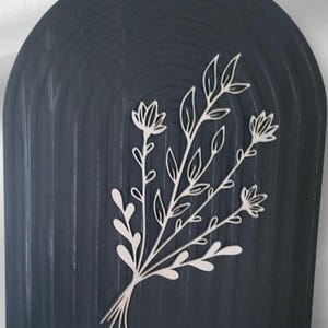 Bloemenboog in bohostijl