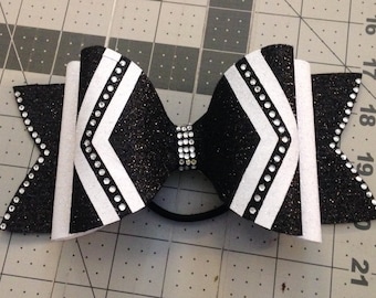 Customizable large tailless cheer bow dolly style