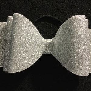 Customizable large tailless cheer bow dolly style