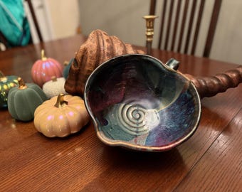 Ciotola per mescolare a forma di mela, MK Wares Pottery