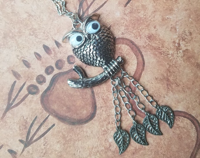 Googly Eye Owl with Leaves