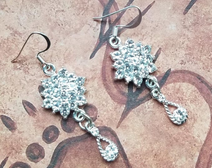 Rhinestone Crystal Star Drop Earrings