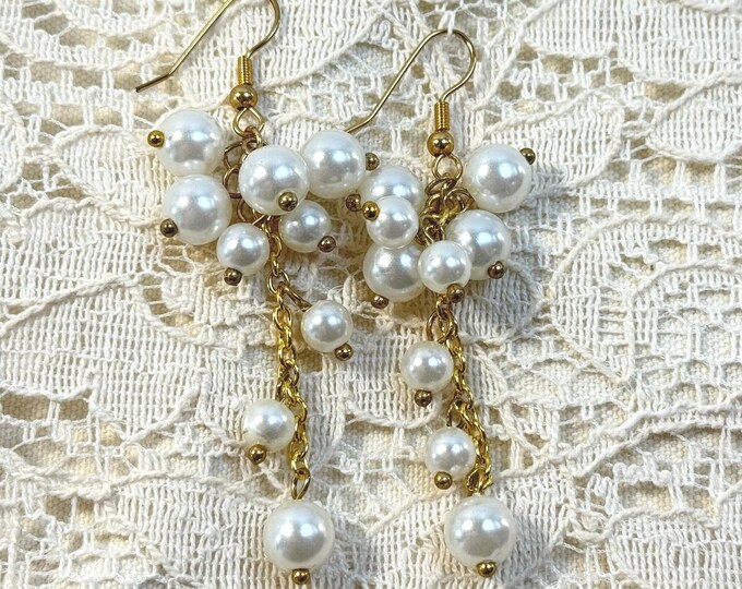 Pearl Cluster Dangle Earrings – Elegant Gold Drop Earrings for Special Occasions
