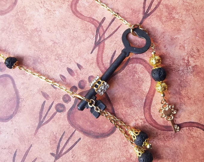 Antiqued Key Charm Necklace