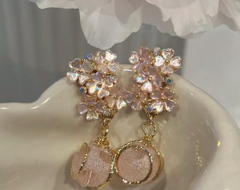 Pastel Pink Earrings, Shell Flower Dangle Earrings, Gifts for Girlfriend, Gifts for Sister, Accessories for Women, Gifts for Girlfriend,Gift