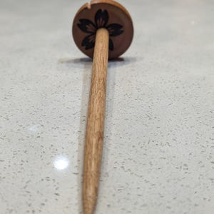 Hand crafted drop spindle - Natural Wood