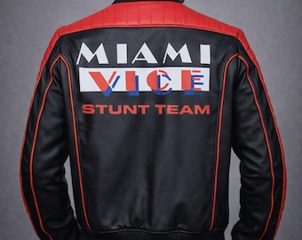 Jaqueta Bomber da Equipe de Dublês de Miami Vice, usada por Ryan Gosling em "The Fall Guy" | Jaqueta de Couro Preta e Vermelha | Réplica do Filme - Presente Perfeito para Ele