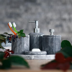 Valeria - 5-Piece Gray Marble Bathroom Accessories Set
