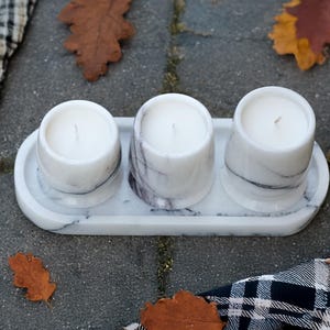 Luminia - Juego de candelabros de mármol artesanales con bandeja: Velas de soja perfumadas