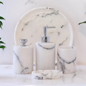 Aurelia - Luxury Veined White Marble Bathroom Accessories Set - 5-Piece Bath Accessories