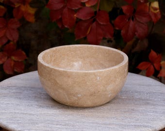 Cavana - 7,8 ""beige beige Travertin dekorative Schüssel: Steinsalatschüssel - natürliches Servierstück."