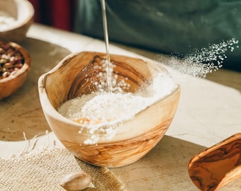 Salatschüssel Olivenholz – handgefertigt | nachhaltige Holzschüssel | Einzugsgeschenk Weihnachtsgeschenk