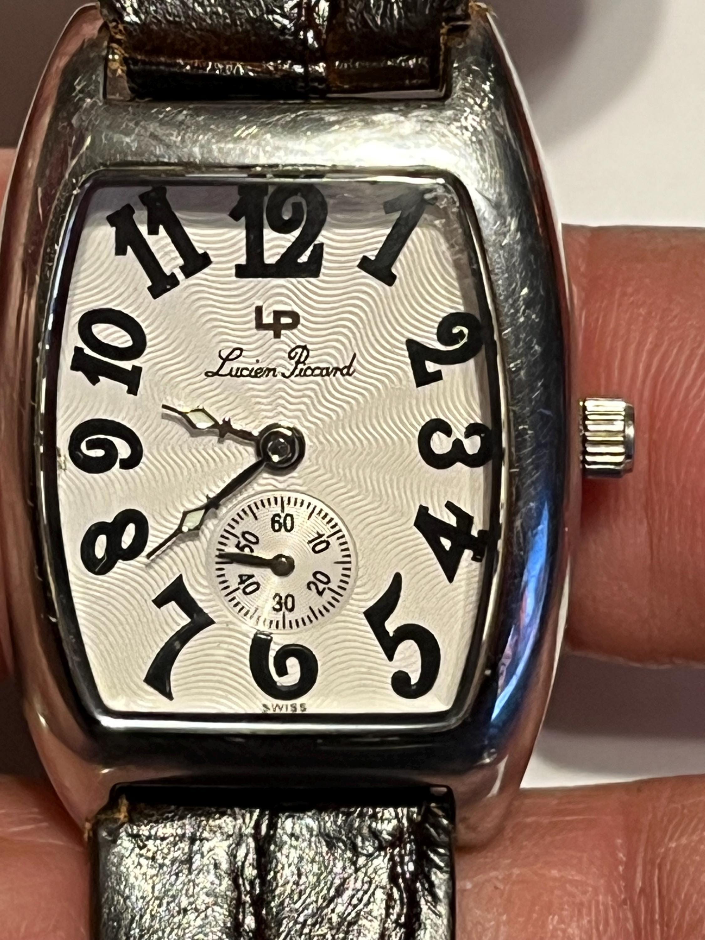 Ladies Lucien Piccard Sapphire Crystal All Stainless Steel  display picture 3