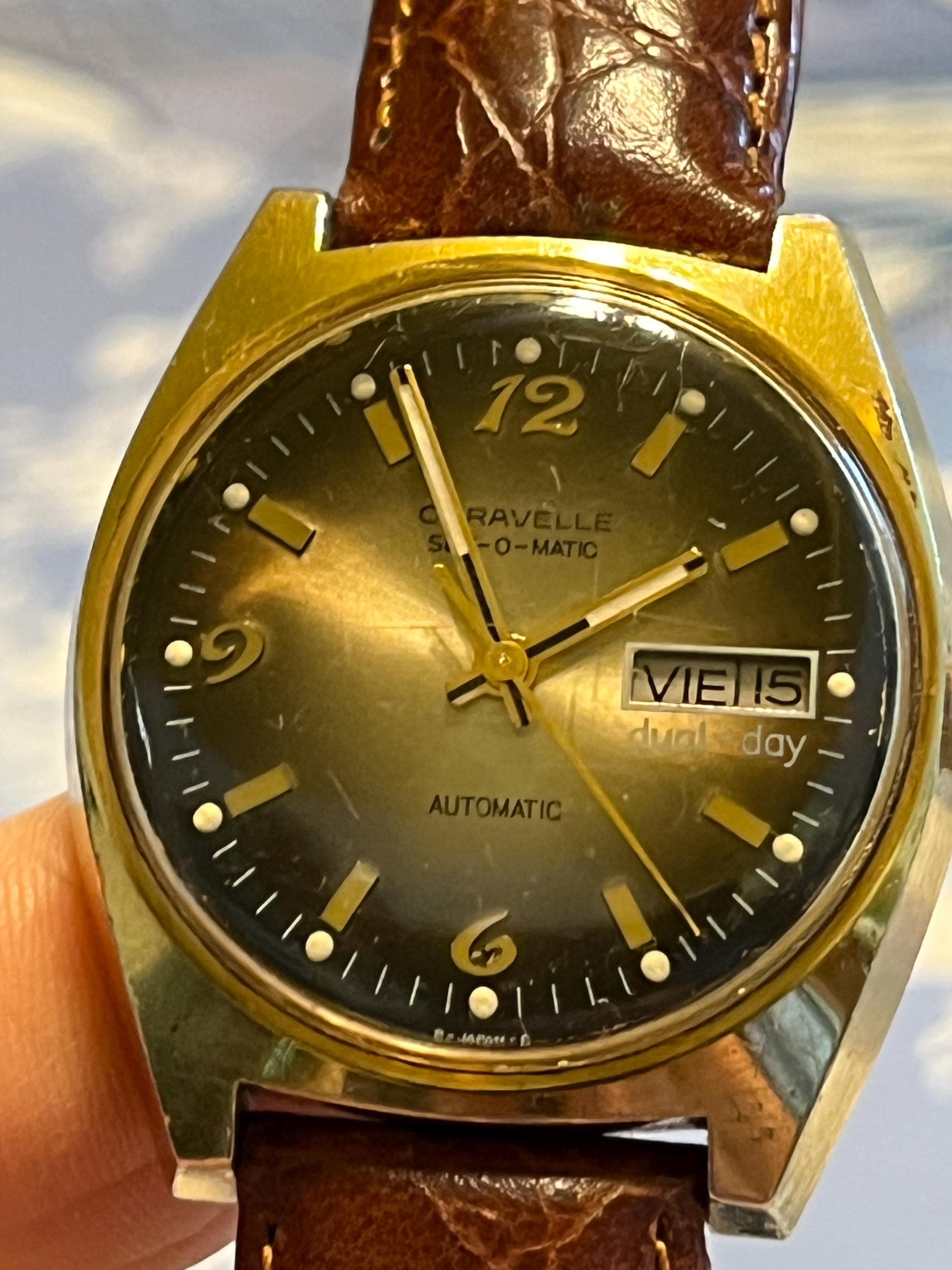 Caravelle Set-o-matic Mens Dual-day Automatic Wrist Watch Used