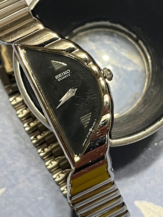 SEIKO Ladies D Shape Half Moon Black Dial Stainless Steel  display picture 2