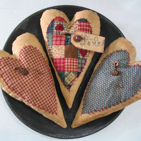 Primitive Grungy Hearts,Primitive Valentines,Valentine Decor,Valentine Bowl Fillers,Love,Decor,Set Of 3, 8 1/2"L x 5"W x 2 "D