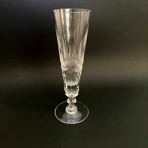Copa de champán de cristal vintage sin marcar en buen estado