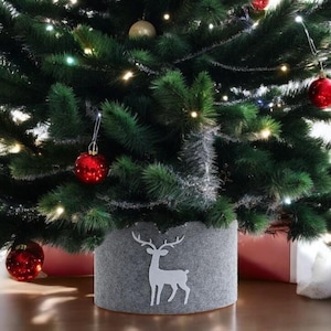 Winter Village Christmas Tree Collar: Festive Holiday Decor