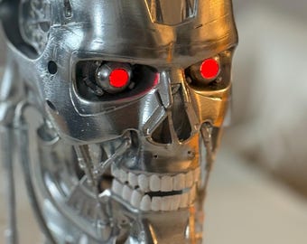 T-800 ターミネーター ヘッド 1:1 (赤く光る目の色) - Etsy 日本