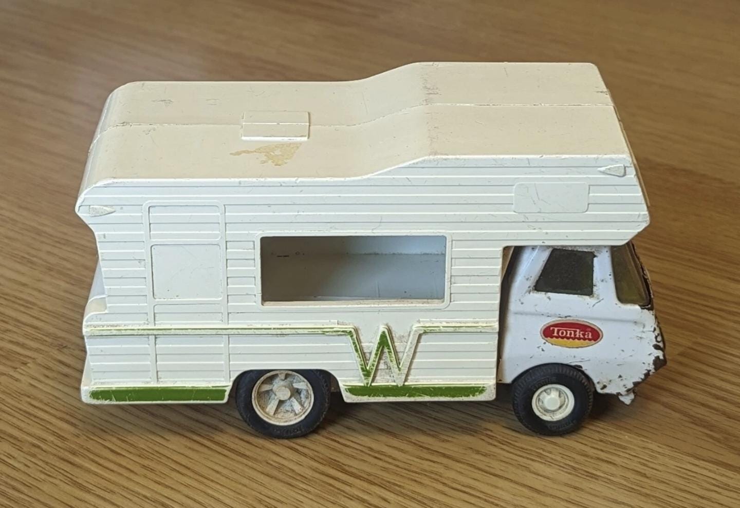 Tonka WINNEBAGO CAMPER ブリキ 激レア 希少 ビンテージ Vintage TONKA Winnebago RV Camper! Pressed Steel & Plastic