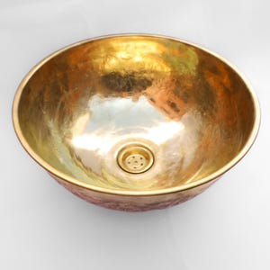 Vessel sink made from solid brass, top mount, a perfect option for bathroom vanity and kitchen