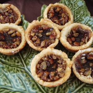 1.5&quot; Pecan Tarts