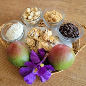 Royal Hawaiian Cookies