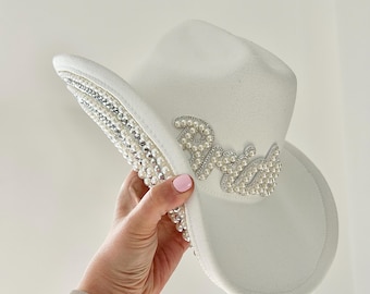 Sombrero de vaquera para novia / Sombrero de vaquero perlado / Sombrero de novia / Sombrero de novia personalizado / Regalos de luna de miel / Accesorios para despedida de soltera Last Rodeo