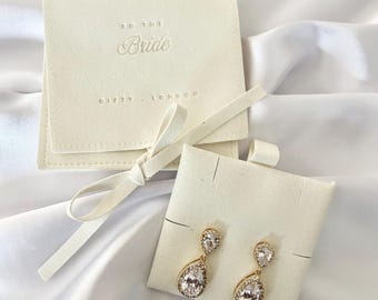 Brincos de noiva em ouro com pérolas | Brincos para noiva | Presente para noiva | Presente de casamento | Presente para chá de panela | Presente para o dia do casamento