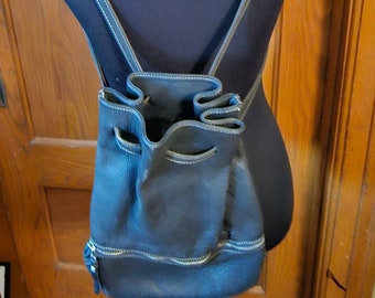 Vintage Black Pebbled Leather Sling Pack By Roots Of Canada