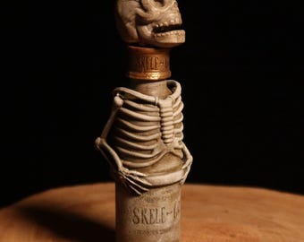 Réplica realista de botella de poción de esqueleto – Decoración de elixir de hueso pintada a mano – Estilo boticario de mago