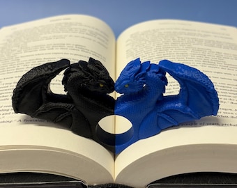 Dragon lovers page holder
