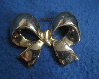 Vintage, 1960s, Golden Bow, Brooch