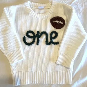 Bestickter Baby/Kleinkind Geburtstagspulli mit Fußball