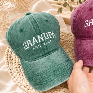 Custom Grandpa Grandma Embroidered Baseball Cap, Personalized Est Year Hat, Grandbaby Pregnancy Announcement & Baby Shower Gift for New Grandpa