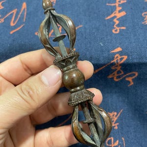 Retro Koppar Phurba Kreativ Vajra Meditationsdekoration, Tibetansk Dorje Buddhism Mahakala amulett vajra zen .