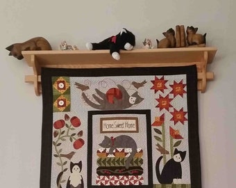 Cintre pour courtepointe avec étagère, support à courtepointe en chêne de 48 pouces, tringle à couette suspendue au mur, étagère avec tringle à couette, porte-serviettes de salle de bain