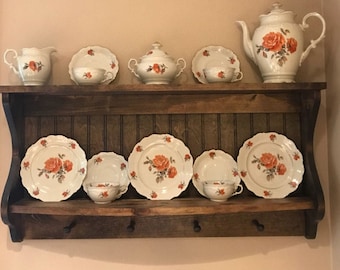 Custom Wood Plate Rack Shelf: Rustic Country Display