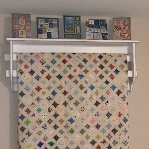 Double Hanging Quilt Rack , Blanket Wall Shelf , Plate And Quilt Hanger , Wood Wall Shelf