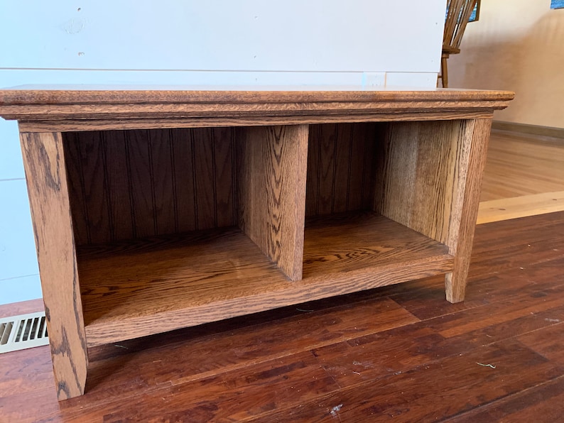 Ekbänk i mudroom: Förvaring av sko i sliten entré bild 3