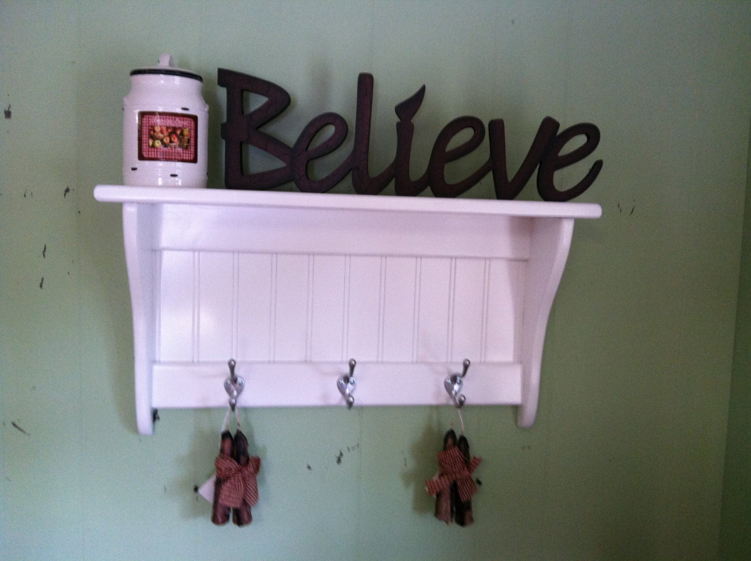 White Wood Coat Rack With Display Shelf - Country Style, 24