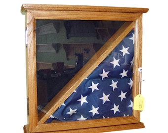 Ek Militärflagga Displayfodral, Medaljhållare