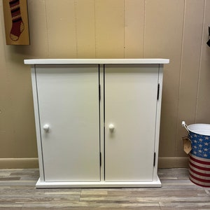 Suporte para papel higiênico, suporte para rolo de papel higiênico, armazenamento de banheiro, caixa de armazenamento em pé, decoração de fazenda, penteadeira de banheiro, suporte para escova de banheiro